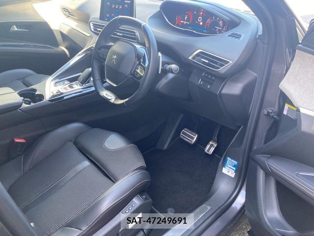 Peugeot 5008 2022-06 8550010-7