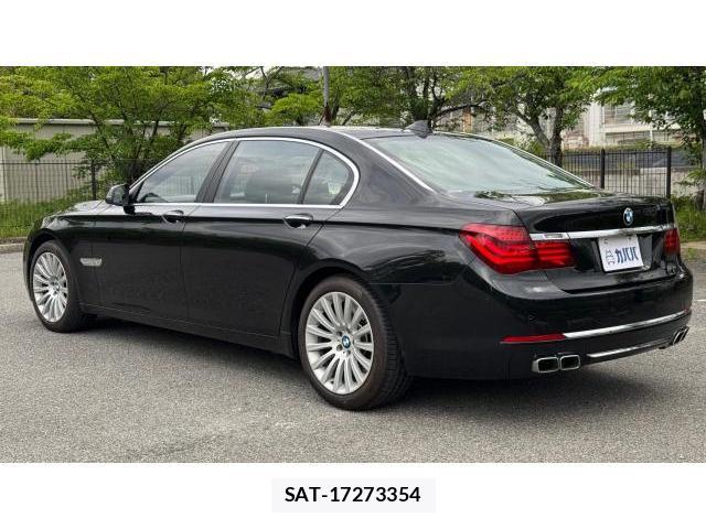 Bmw 7 SERIES 2014 8548769-19