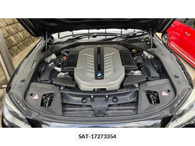Bmw 7 SERIES 2014 8548769-8