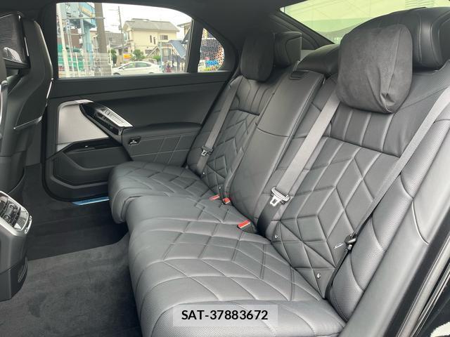 Bmw 7 SERIES 2026-03 8549455-10