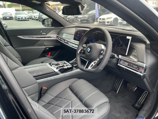 Bmw 7 SERIES 2026-03 8549455-7