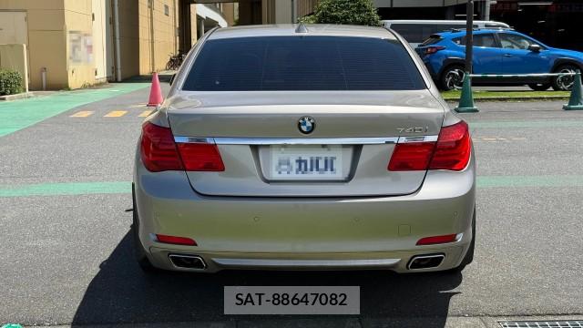 Bmw 7 SERIES 2012-06 8550338-1
