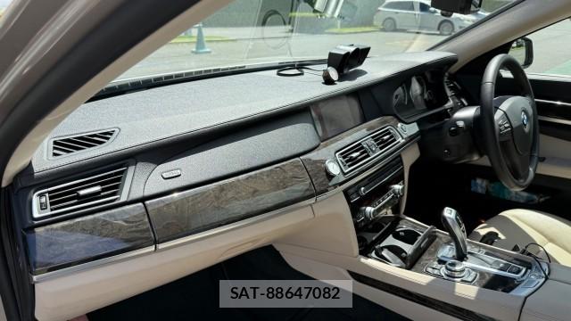 Bmw 7 SERIES 2012-06 8550338-2