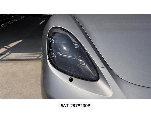Porsche 718 Cayman 2024 8548824-18