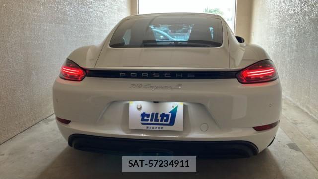 Porsche 718 Cayman 2021-02 8550393-1
