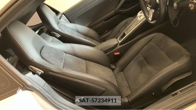 Porsche 718 Cayman 2021-02 8550393-6