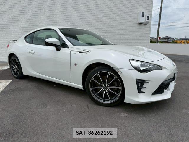 Toyota 86 2017-06 8545822-8
