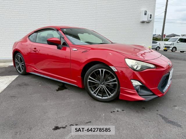 Toyota 86 2013-05 8545823-9