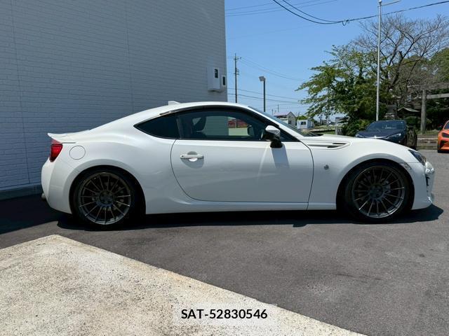 Toyota 86 2020-04 8545827-19
