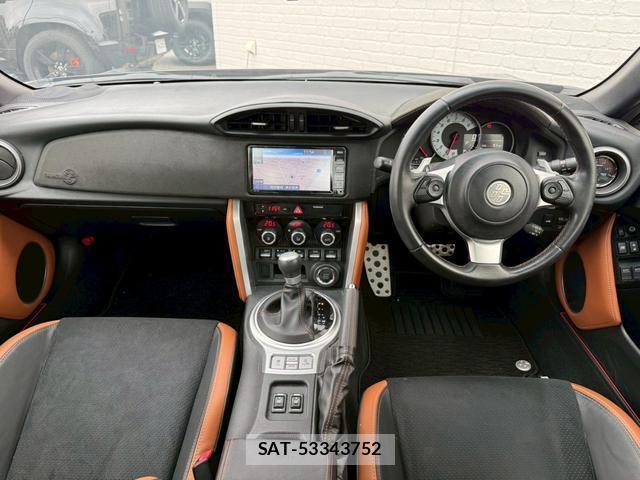 Toyota 86 2020-12 8545828-1