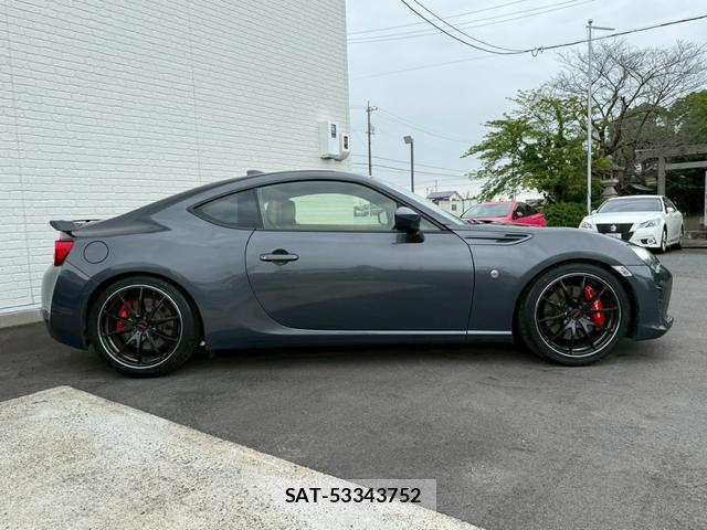 Toyota 86 2020-12 8545828-19