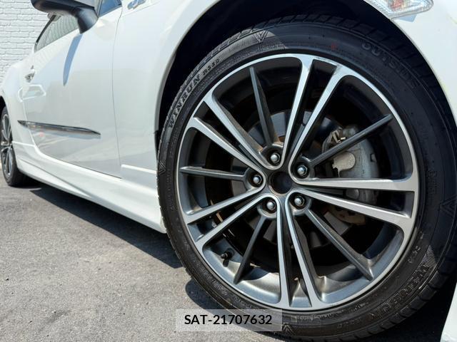 Toyota 86 2012-10 8545829-13