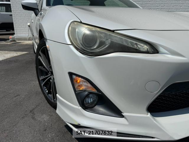 Toyota 86 2012-10 8545829-18