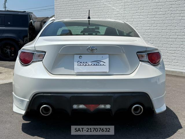 Toyota 86 2012-10 8545829-7
