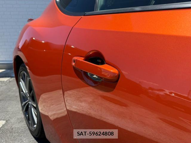 Toyota 86 2013-02 8545832-15