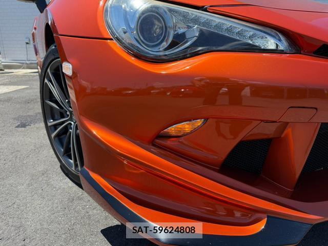 Toyota 86 2013-02 8545832-17