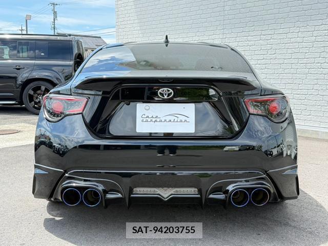 Toyota 86 2018-12 8545836-9