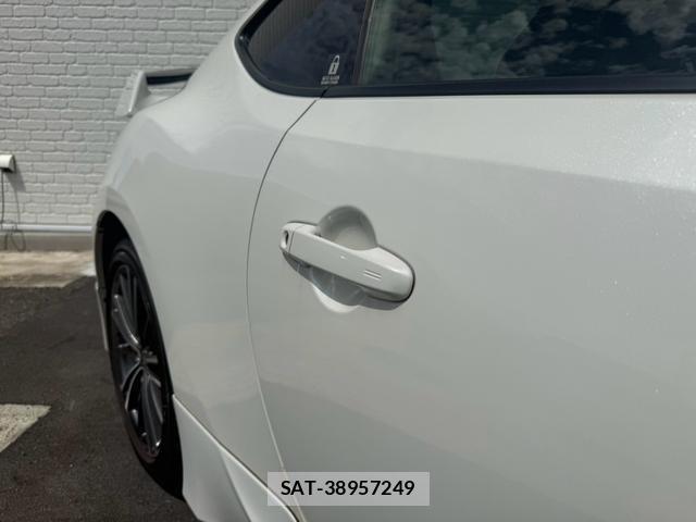Toyota 86 2014-12 8545837-17
