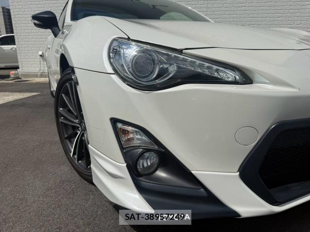 Toyota 86 2014-12 8545837-18