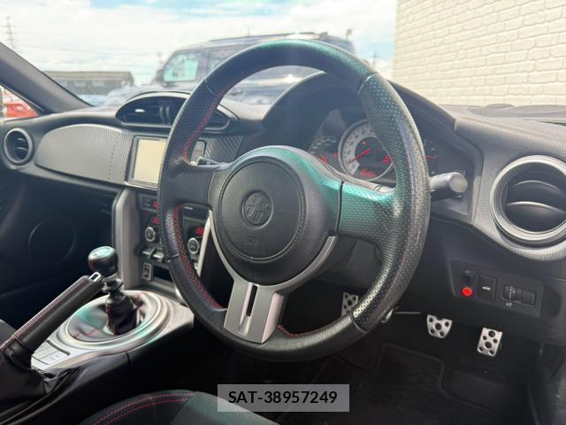 Toyota 86 2014-12 8545837-6
