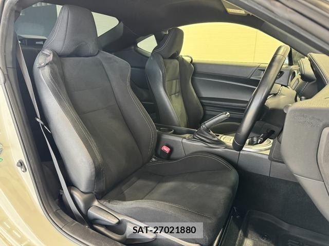 Toyota 86 2017-09 8548420-8