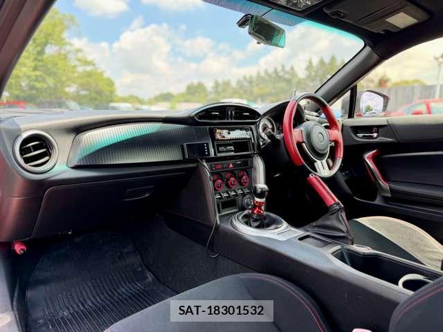 Toyota 86 2013-01 8549276-10