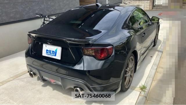 Toyota 86 2012-11 8550244-11