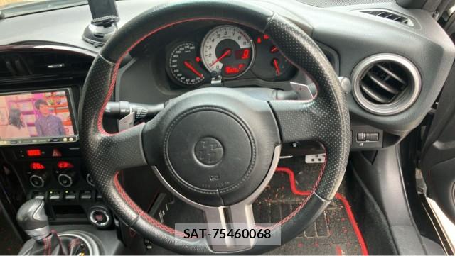 Toyota 86 2012-11 8550244-15