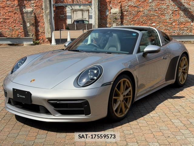 Porsche 911 2022-02 8546066-18