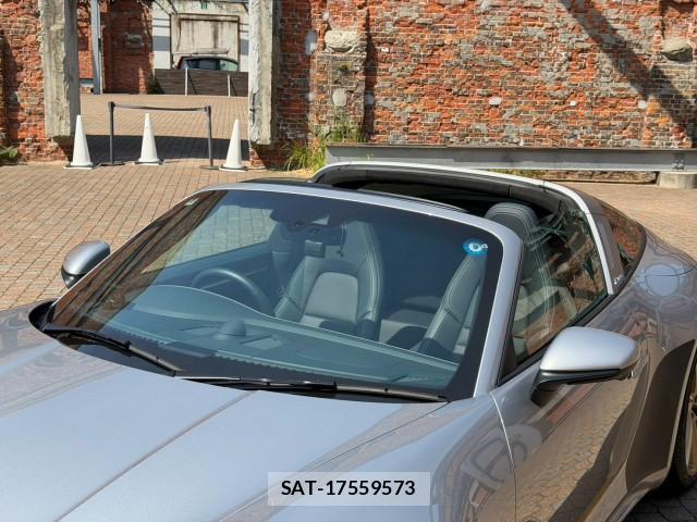 Porsche 911 2022-02 8546066-19