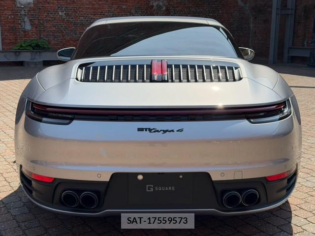 Porsche 911 2022-02 8546066-4