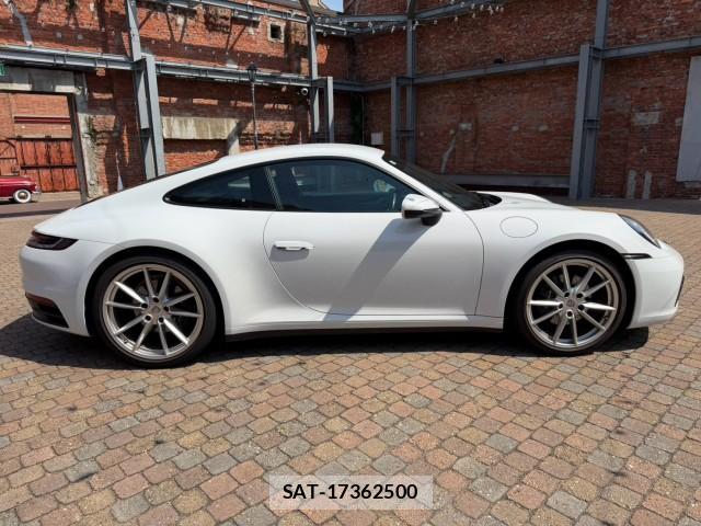 Porsche 911 2021-08 8546067-6