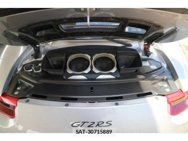Porsche 911 2019-01 8548716-18