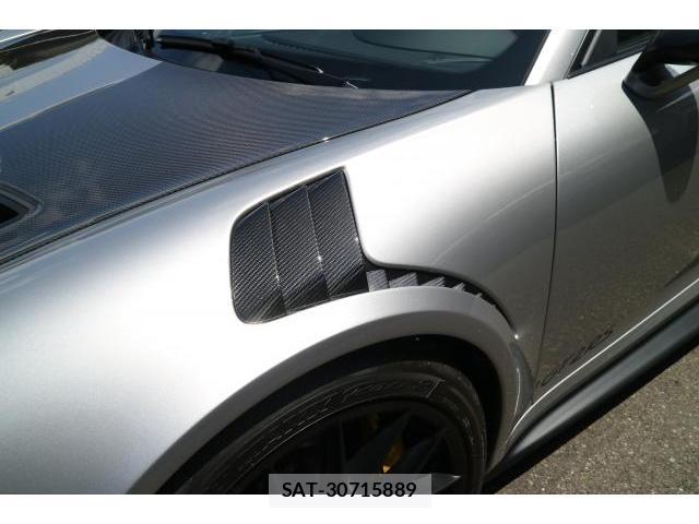 Porsche 911 2019-01 8548716-19