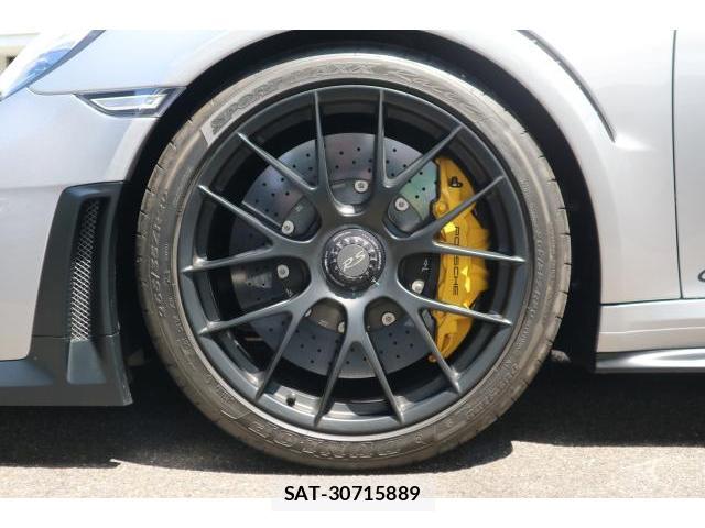 Porsche 911 2019-01 8548716-6