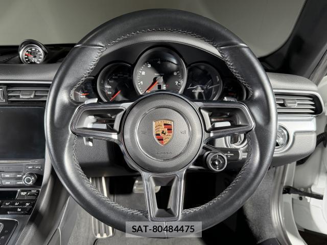 Porsche 911 2016-12 8548717-6