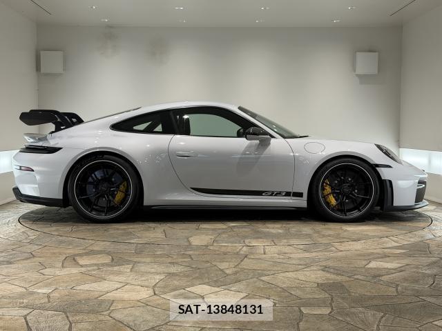 Porsche 911 2026 8548718-3