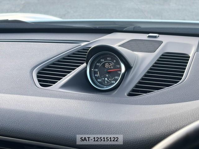 Porsche 911 2017-06 8549870-4
