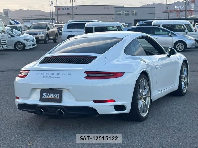Porsche 911 2017-06 8549870-9