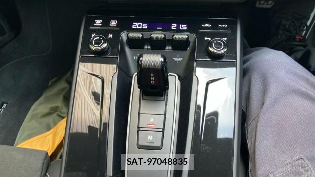 Porsche 911 2025-06 8550426-14