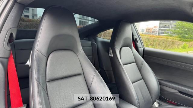 Porsche 911 2018-05 8550436-5