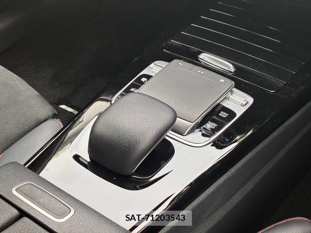 Mercedes Benz A-CLASS 2018-12 8545933-3