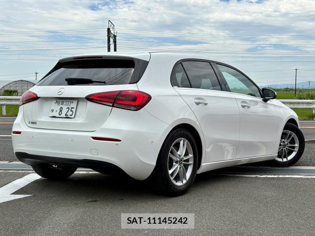 Mercedes Benz A-CLASS 2018-12 8546037-1