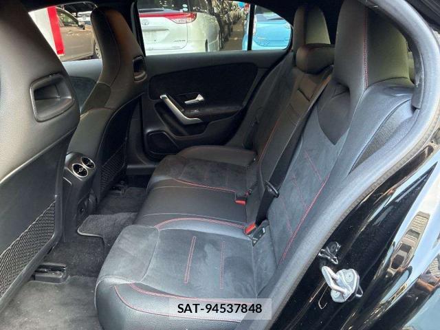 Mercedes Benz A-CLASS 2021-07 8547911-5