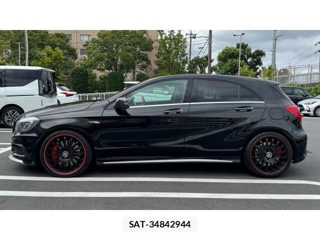 Mercedes Benz A-CLASS 2015-11 8548939-17