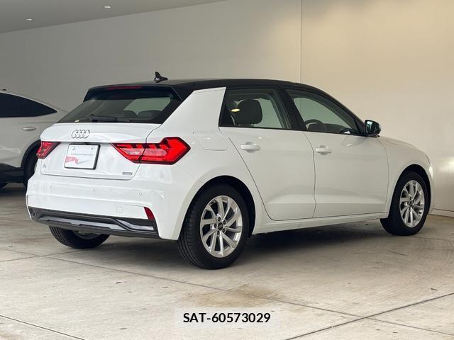 Audi A1 2025-09 8548695-2