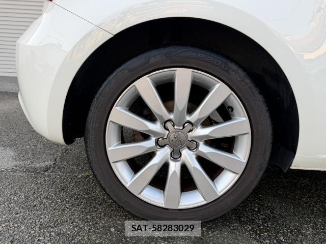 Audi A1 2014-02 8547960-17