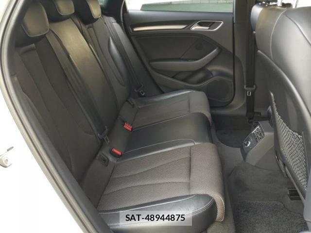 Audi A3 2019-06 8547790-3
