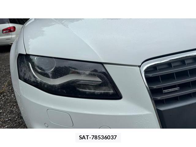 Audi A4 2009-10 8548888-14
