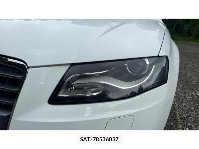 Audi A4 2009-10 8548888-15